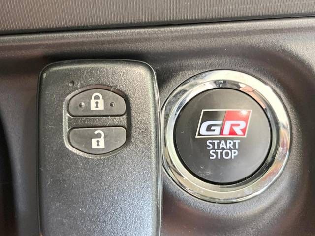 Toyota AQUA 2018-01 193391-7