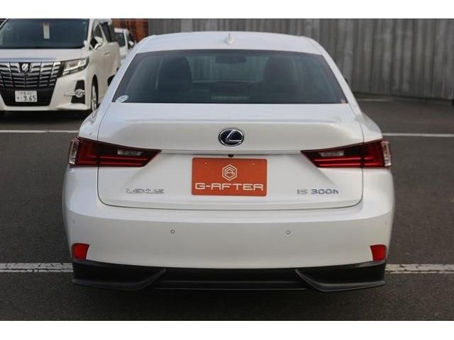 Lexus IS 2015-01 27681-3