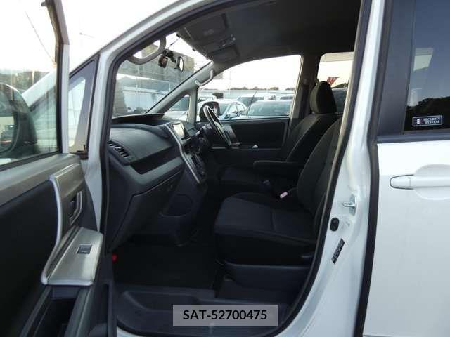 Toyota VOXY 2007-12 251439-2