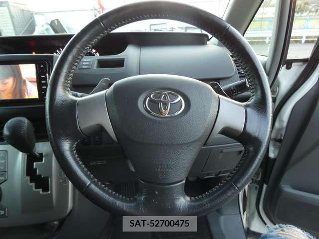 Toyota VOXY 2007-12 251439-11