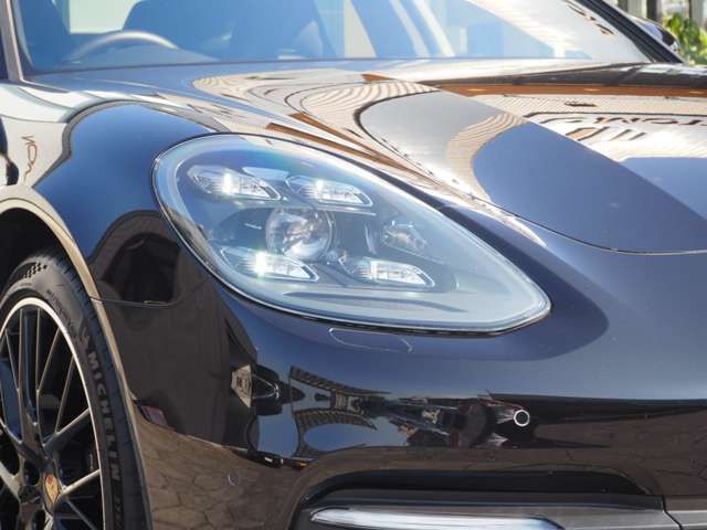 Porsche PANAMERA 2019-08 189520-2