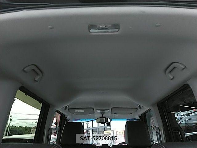 Honda N BOX CUSTOM 2017-04 279178-18