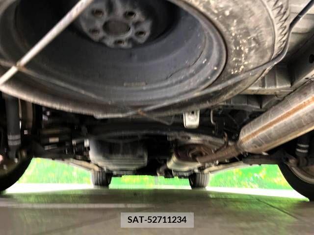 Toyota ALPHARD 2014-04 355469-19