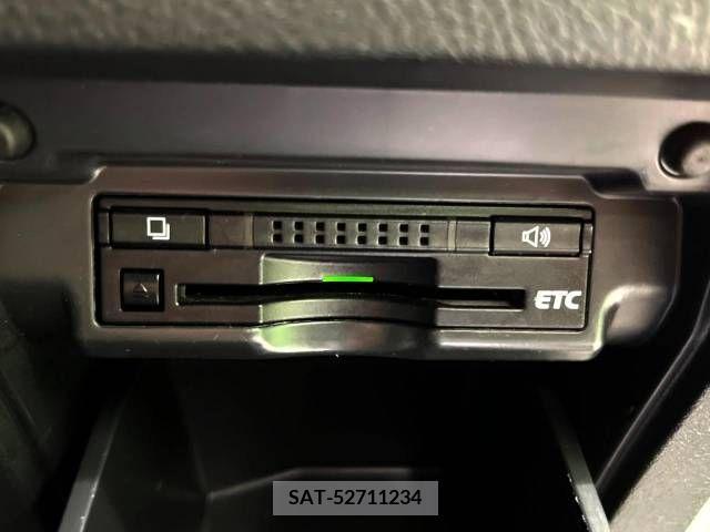 Toyota ALPHARD 2014-04 355469-8