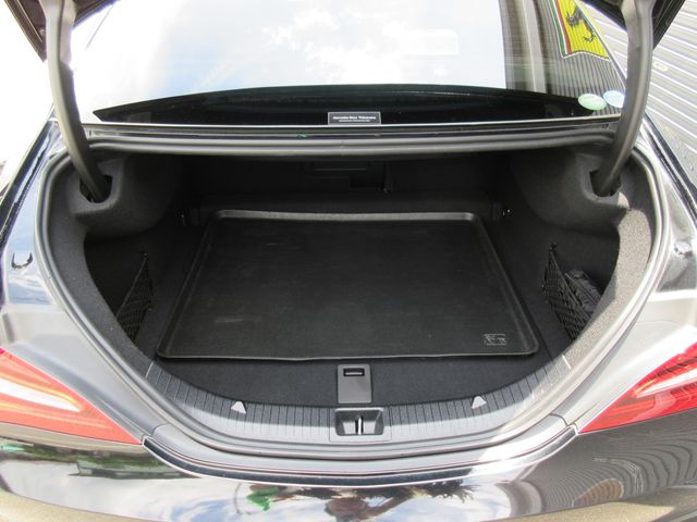 Mercedes Benz CLA-CLASS 2017-09 4266-28