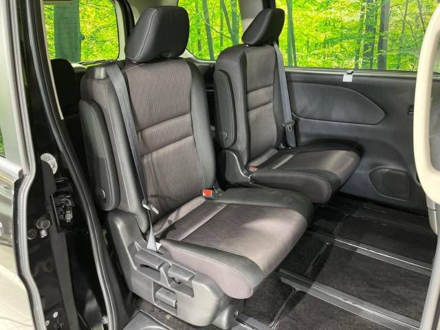 Nissan SERENA 2018-03 13893-9