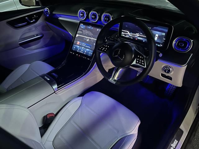 Mercedes Benz C-CLASS 2022-12 23951-28
