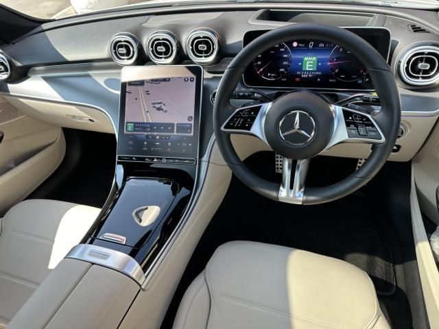 Mercedes Benz C-CLASS 2022-12 23951-10