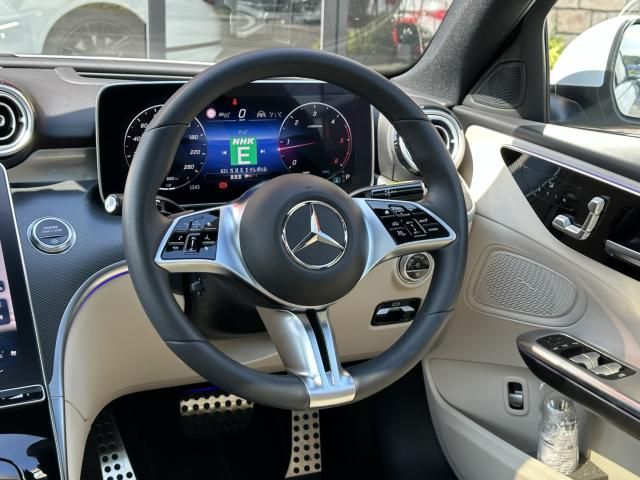 Mercedes Benz C-CLASS 2022-12 23951-6
