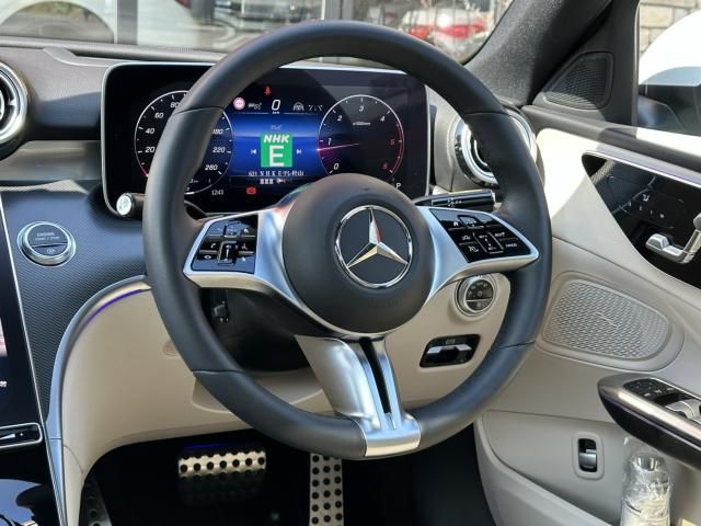 Mercedes Benz C-CLASS 2022-12 23951-9