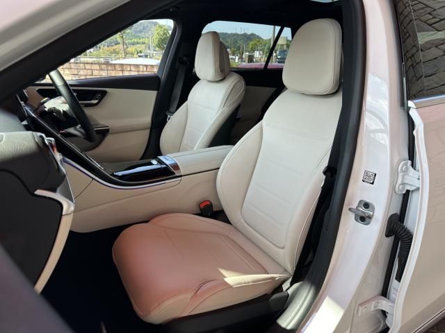Mercedes Benz C-CLASS 2022-12 23951-27