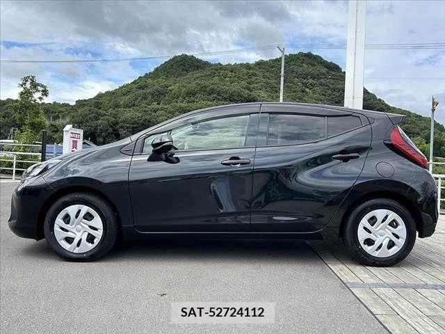 Toyota AQUA 2022-07 395660-10