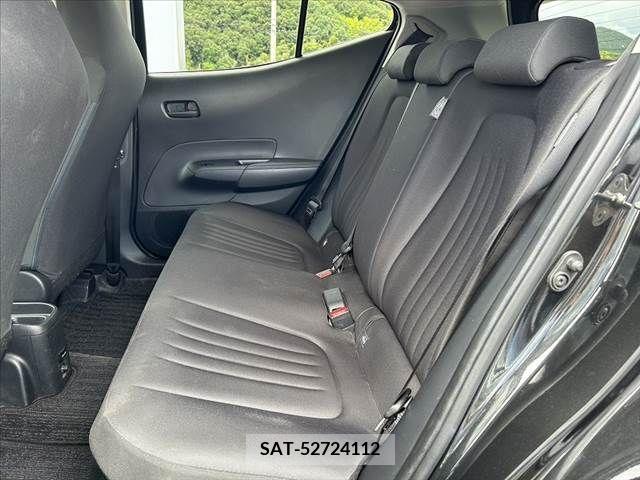 Toyota AQUA 2022-07 395660-17