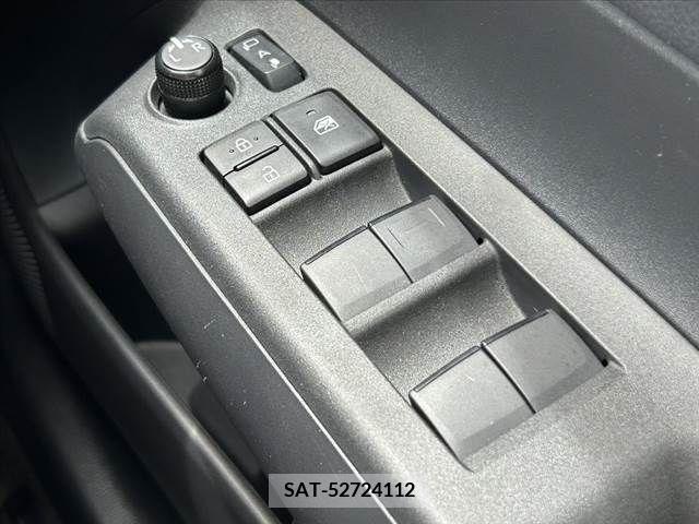 Toyota AQUA 2022-07 395660-22