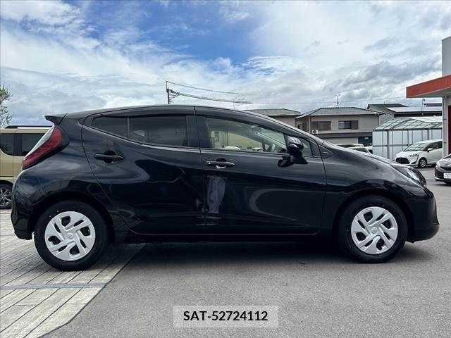 Toyota AQUA 2022-07 395660-11
