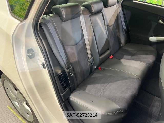 Toyota PRIUS 2012-01 210370-9