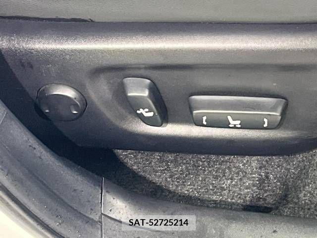 Toyota PRIUS 2012-01 210370-4