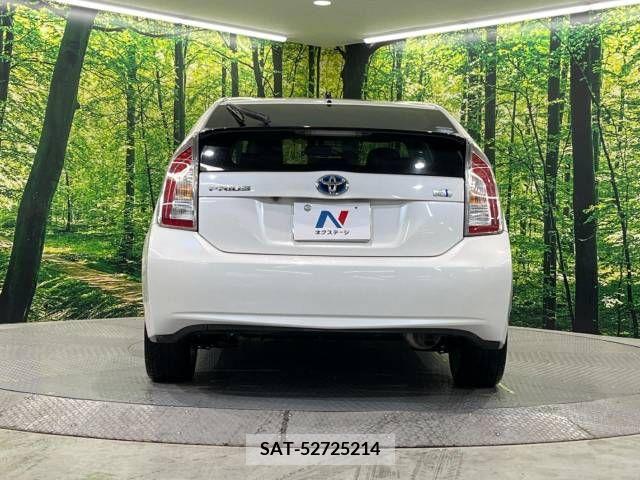 Toyota PRIUS 2012-01 210370-15