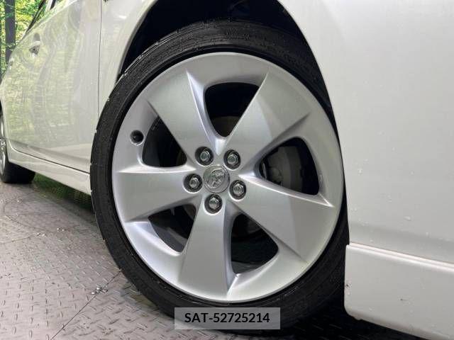 Toyota PRIUS 2012-01 210370-12