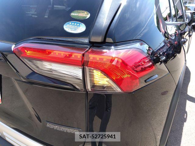 Toyota RAV4 2019-09 325885-6