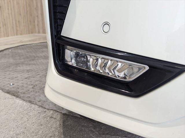 Nissan SERENA 2020-12 187651-11
