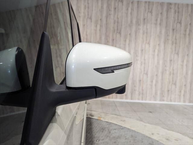Nissan SERENA 2020-12 187651-12