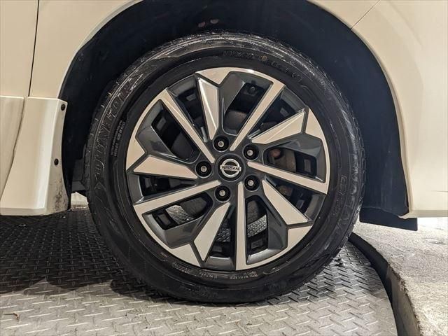 Nissan SERENA 2020-12 187651-17