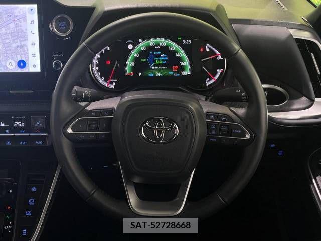 Toyota VOXY 2022-10 341773-12