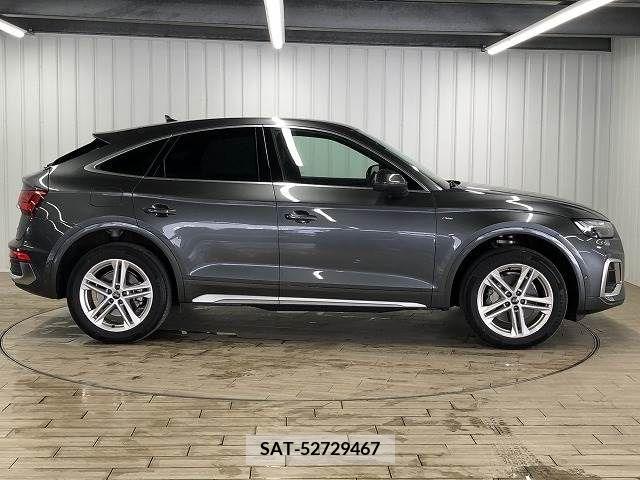 Audi Q5 2021-12 317979-13