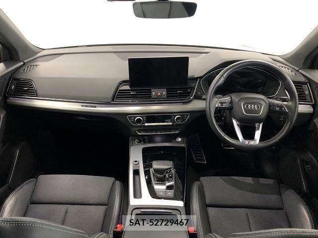 Audi Q5 2021-12 317979-1