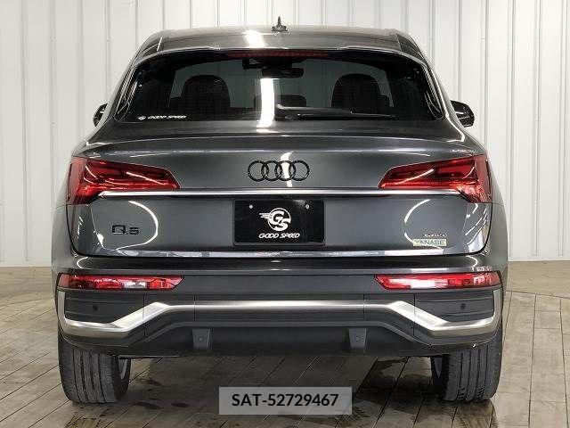 Audi Q5 2021-12 317979-12