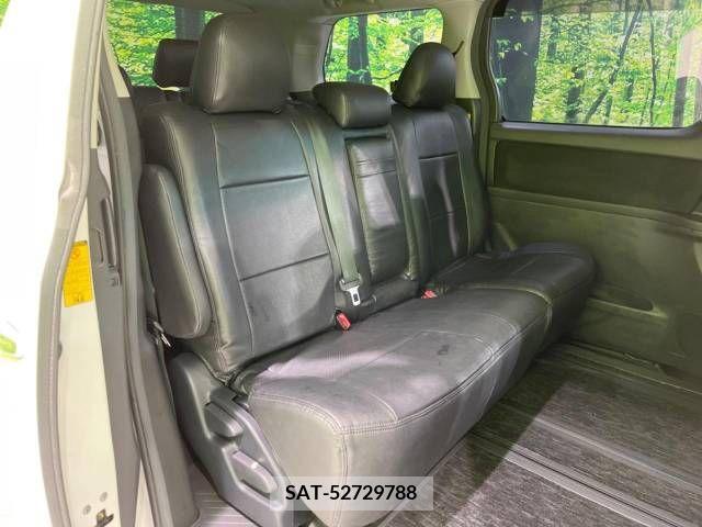 Toyota VELLFIRE 2013-05 212593-10