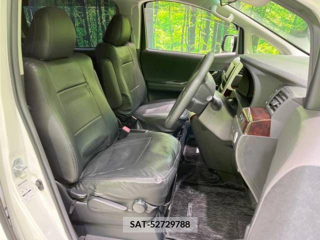 Toyota VELLFIRE 2013-05 212593-9
