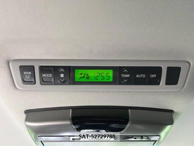 Toyota VELLFIRE 2013-05 212593-4