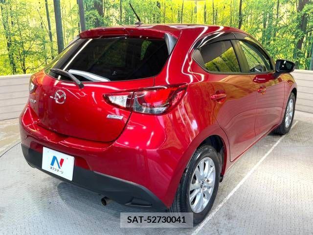 Mazda DEMIO 2015-09 301883-17