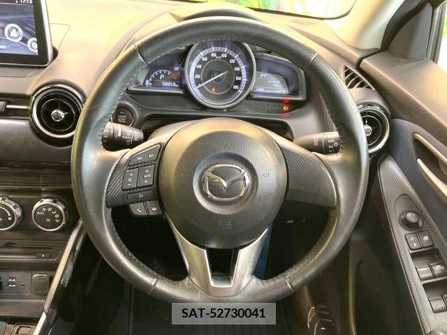 Mazda DEMIO 2015-09 301883-11