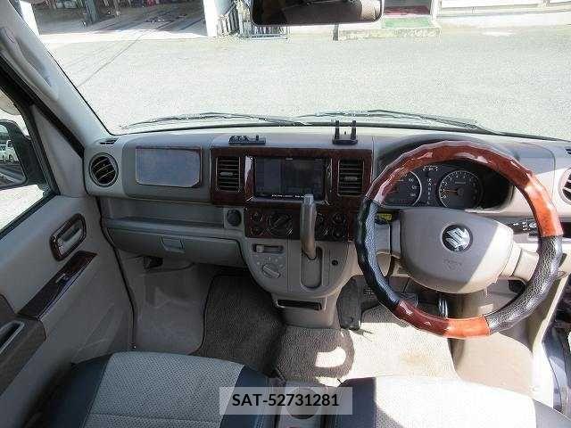 Suzuki EVERY 2009-03 239636-1