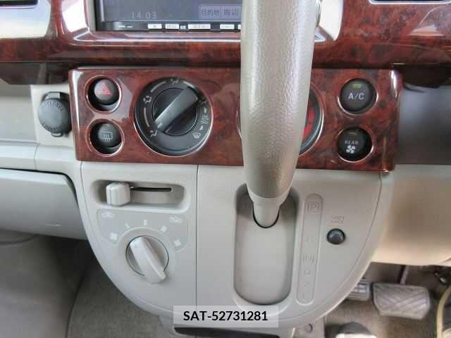 Suzuki EVERY 2009-03 239636-7