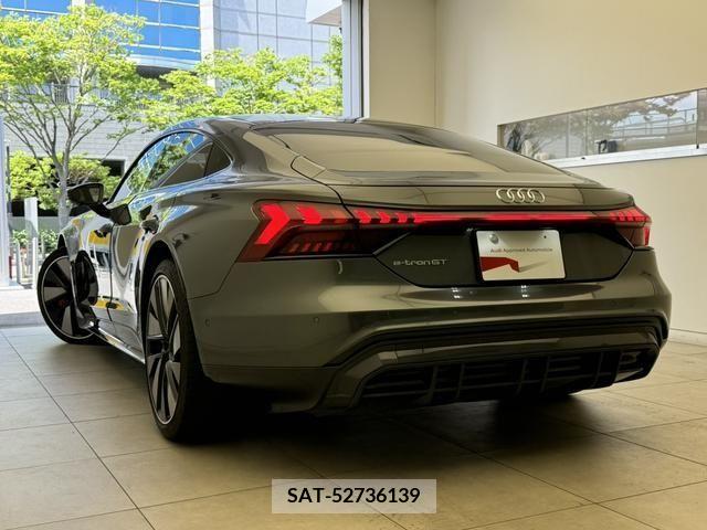 Audi E-TRON 2022-07 333545-5