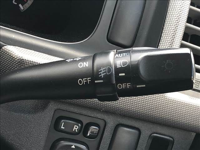 Toyota HIACE VAN 2006-10 11490-6