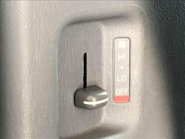 Toyota HIACE VAN 2006-10 11490-5