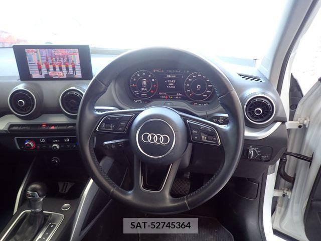 Audi Q2 2017-06 356574-10