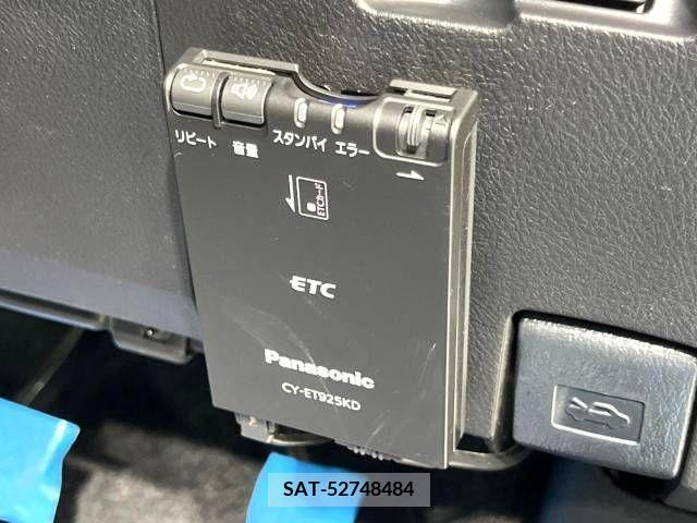 Toyota VITZ 2015-12 313627-7