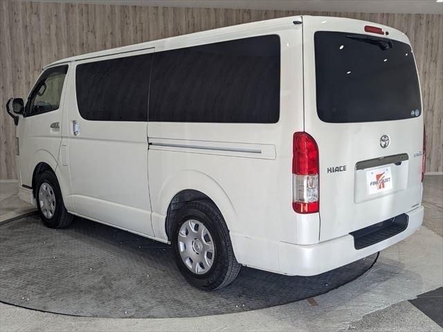 Toyota HIACE VAN 2019-12 180914-6