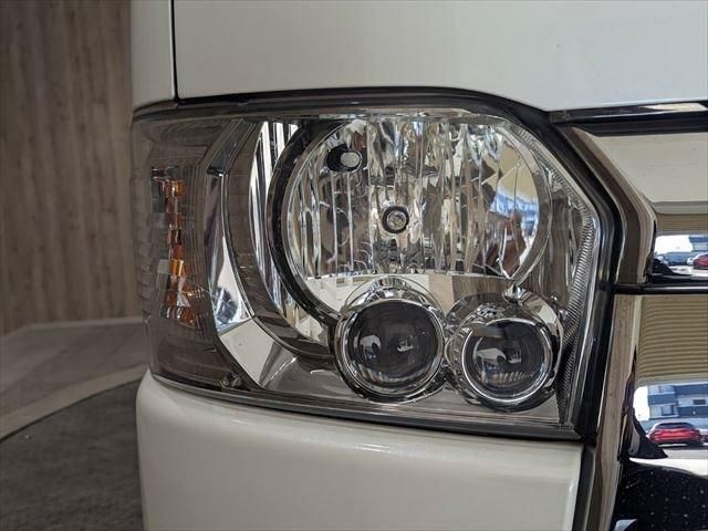 Toyota HIACE VAN 2019-12 180914-9