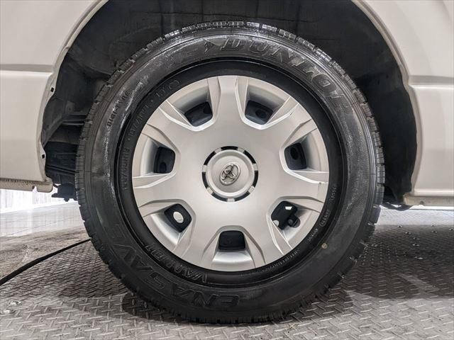 Toyota HIACE VAN 2019-12 180914-16
