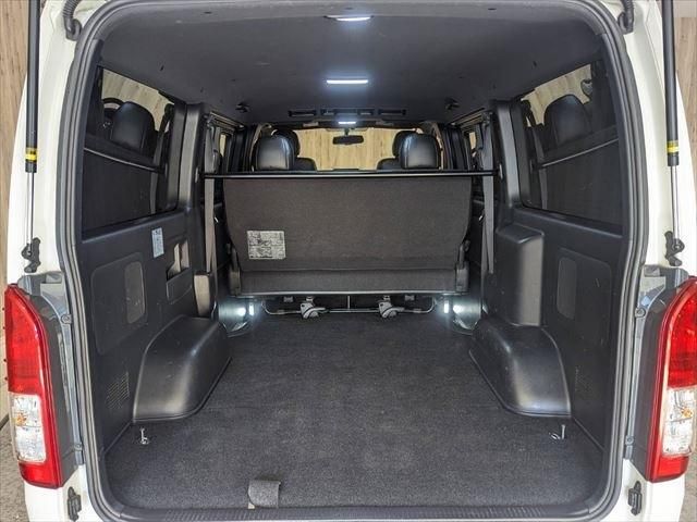 Toyota HIACE VAN 2019-12 180914-23