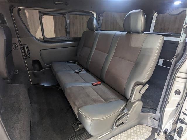 Toyota HIACE VAN 2019-12 180914-22