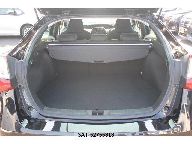 Toyota PRIUS 2021-03 347430-18