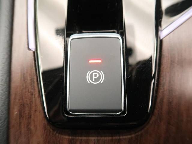 Nissan AURA 2023-06 189426-5